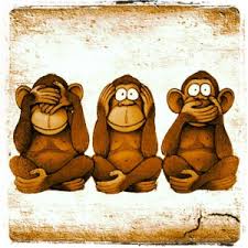 Três macacos