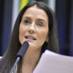 Deputada federal Amália Barros morre em SP